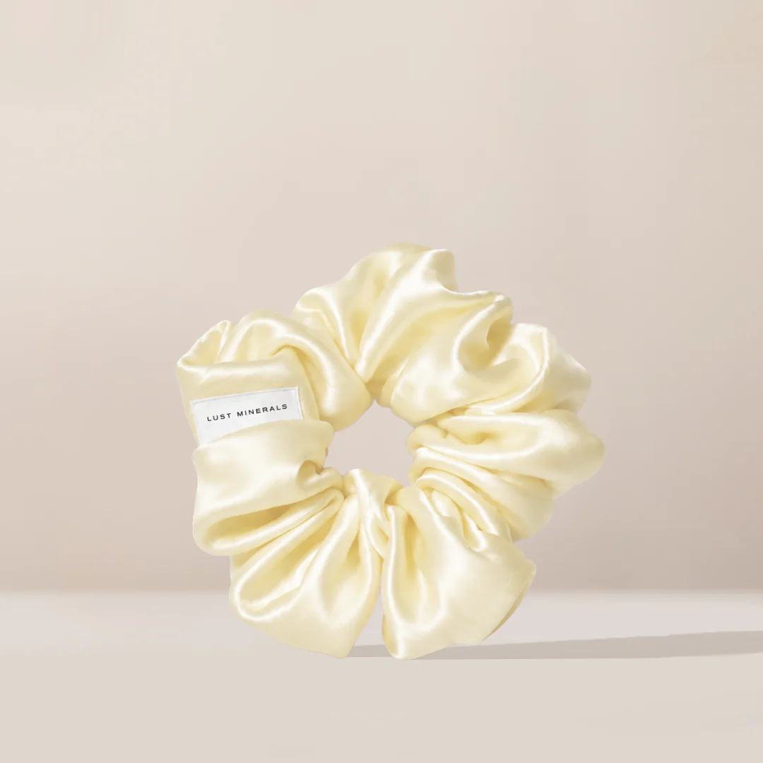 Silk Cream Scrunchie